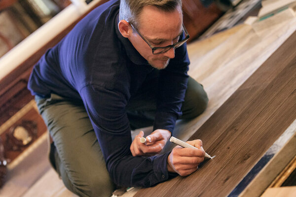 Ako opraviť poškodenú podlahu