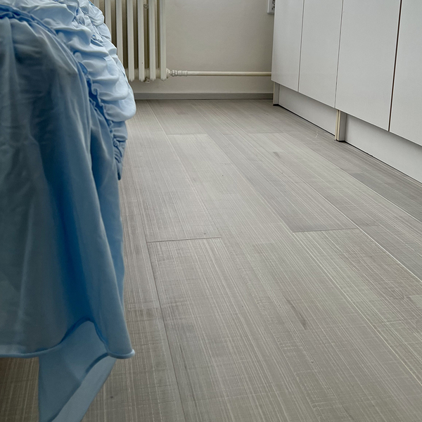 Realizácia: Drevená podlaha Parador Trendtime 6 Javor európsky šedý 1744428