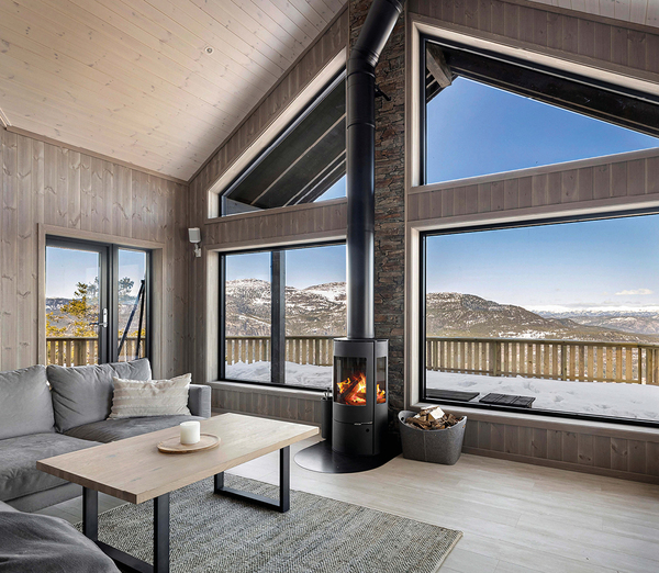 Teplá podlaha pre príjemný domov: Vyberáme podlahu, ktorá prinesie teplo a pomôže ušetriť