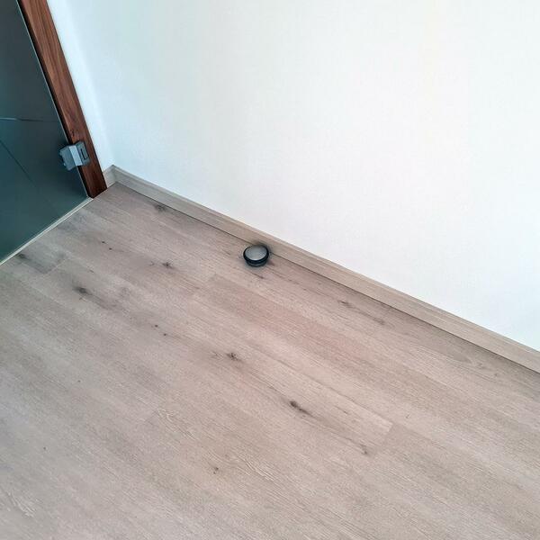 Kompozitná podlaha Modular One Dub Urban biely bielený P1730770