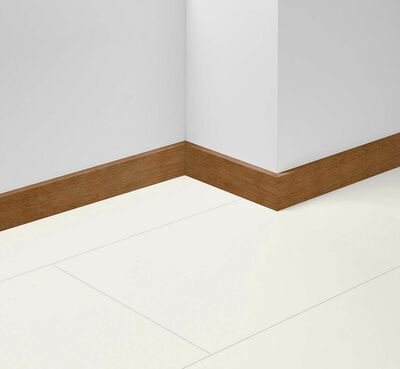 skirting SL 18 oak E021 1745219 2200x16,5x70 mm