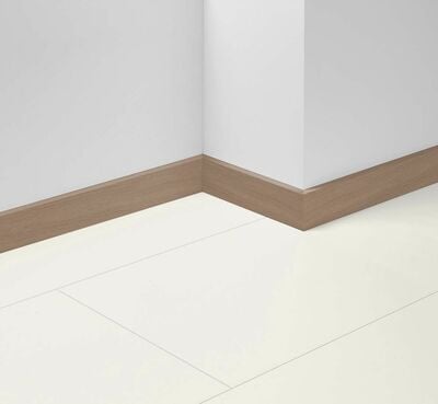 skirting SL 18 oak E030 1745224 2200x16,5x70 mm